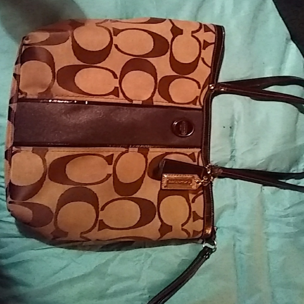 Handbag